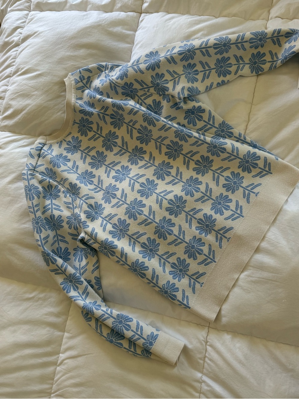 Cream & Blue Floral Crewneck Sweater - Women